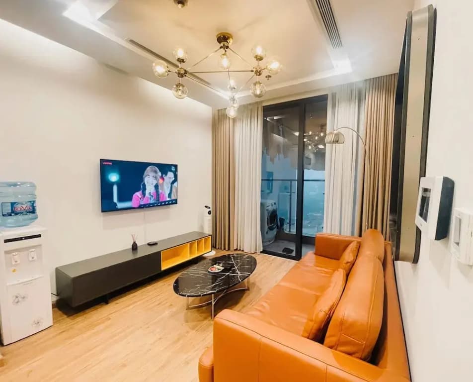 Apartment with residence - photo 2