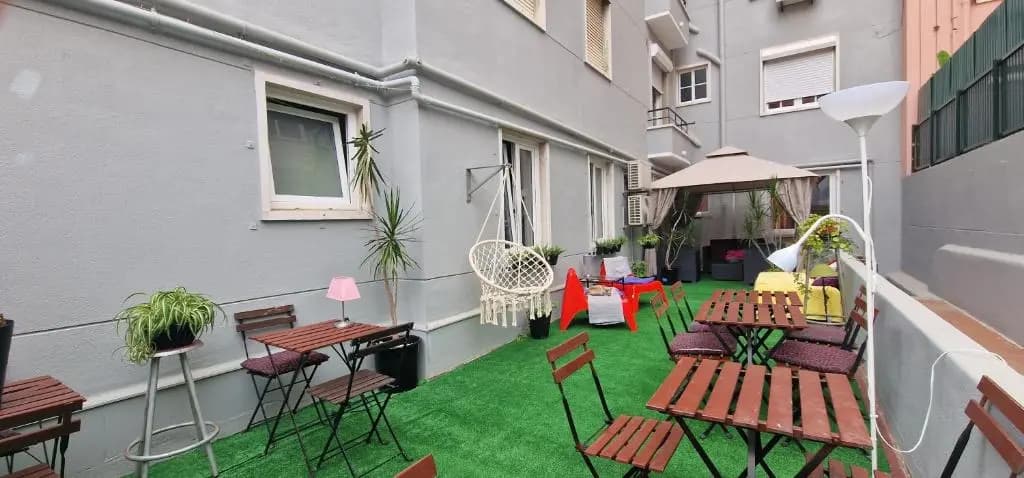 Mini Hostel In Lisbon - photo 14