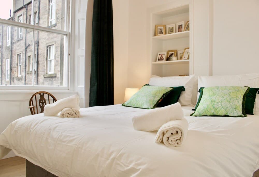 Castle View Apartment - photo 3