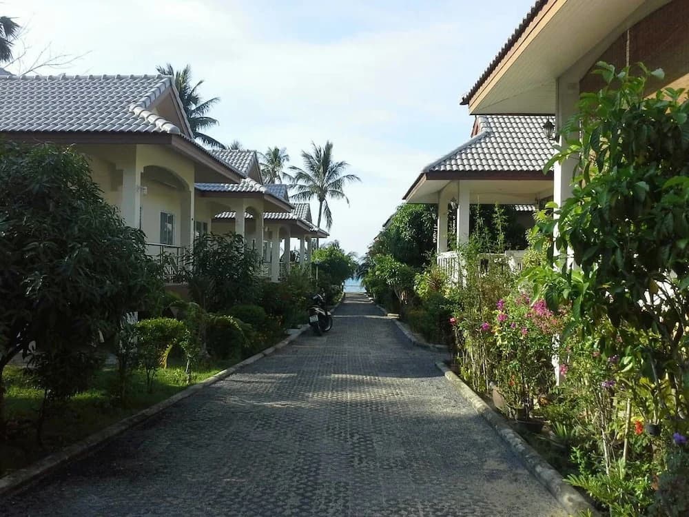 Krisada Beach Resort - photo 19