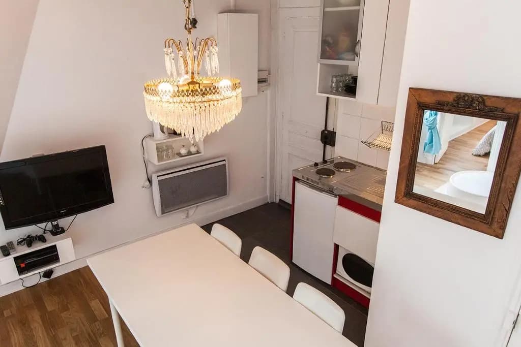 Charming 30m² border of MONTMARTRE - photo 20