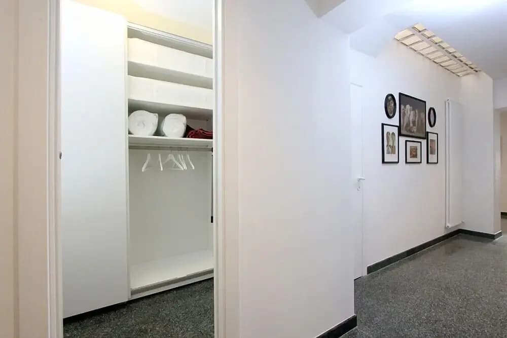 Venice Gallery - photo 18