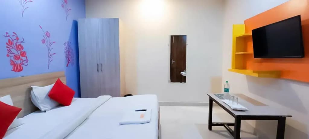 Hotel Rose Residency - Near Sector 9 Metro Station by Roomshala 002 - photo 6