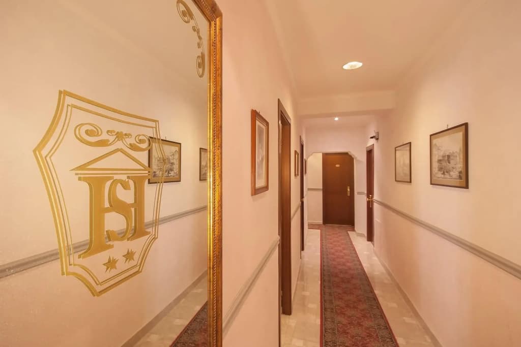 Hotel Silla - photo 9
