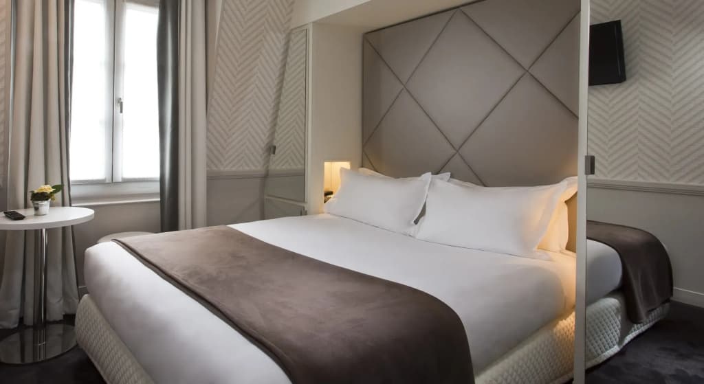 Hotel Longchamp Elysees - photo 26