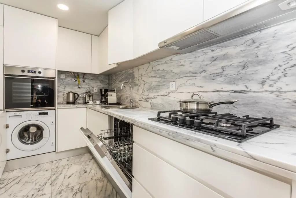 Cathedral Luxury and Spacious - photo 19