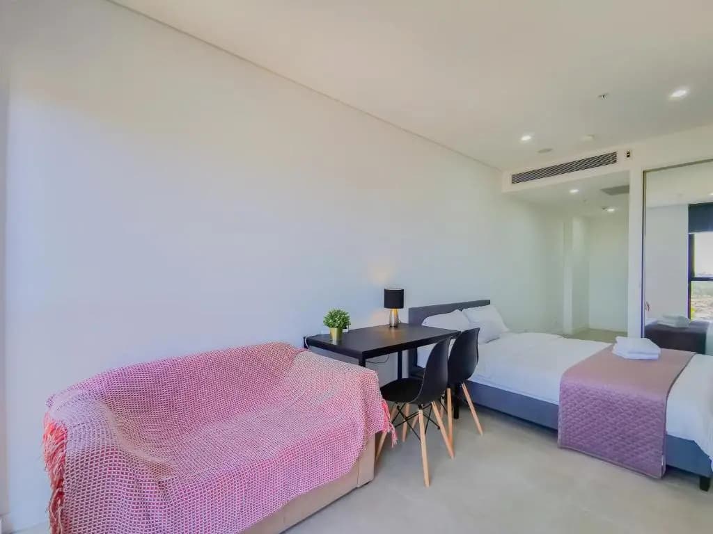 Burwood Studio - main photo