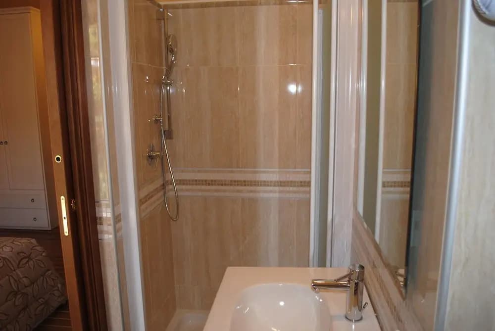 Hotel Maximo - photo 7