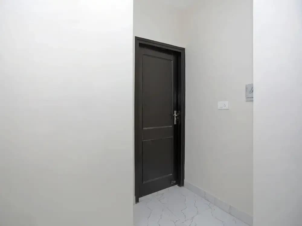 Hotel Diplomat Regency by OYO Rooms - photo 17