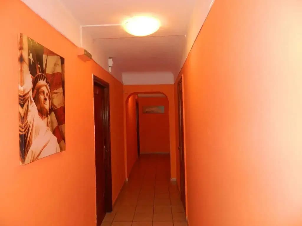 Roxena House - photo 25