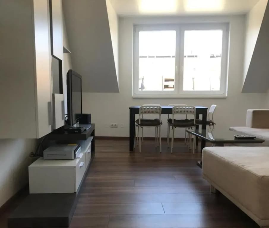 SUNNY VIENNA by JR City Apartments - photo 5