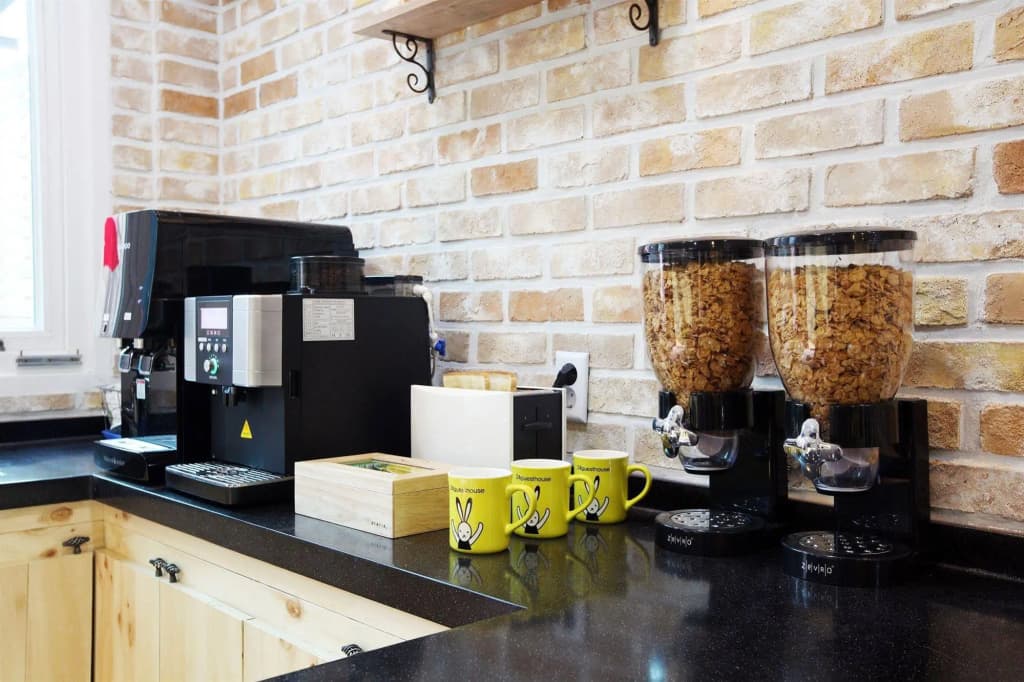 24 Guesthouse Myeongdong Avenue - photo 12