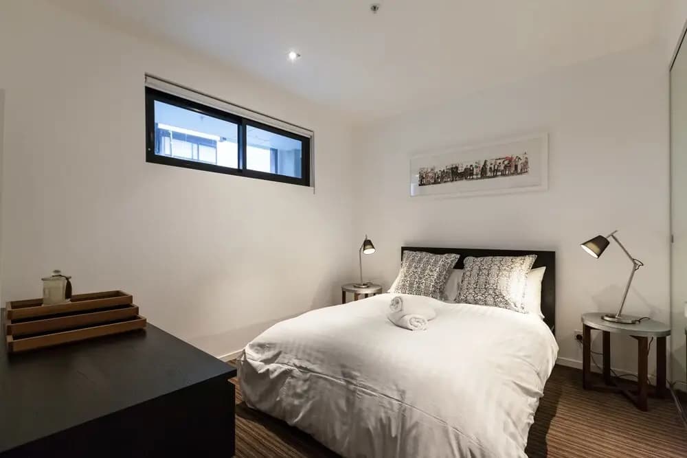 ZACH, 1BDR St.Kilda Apartment - photo 1