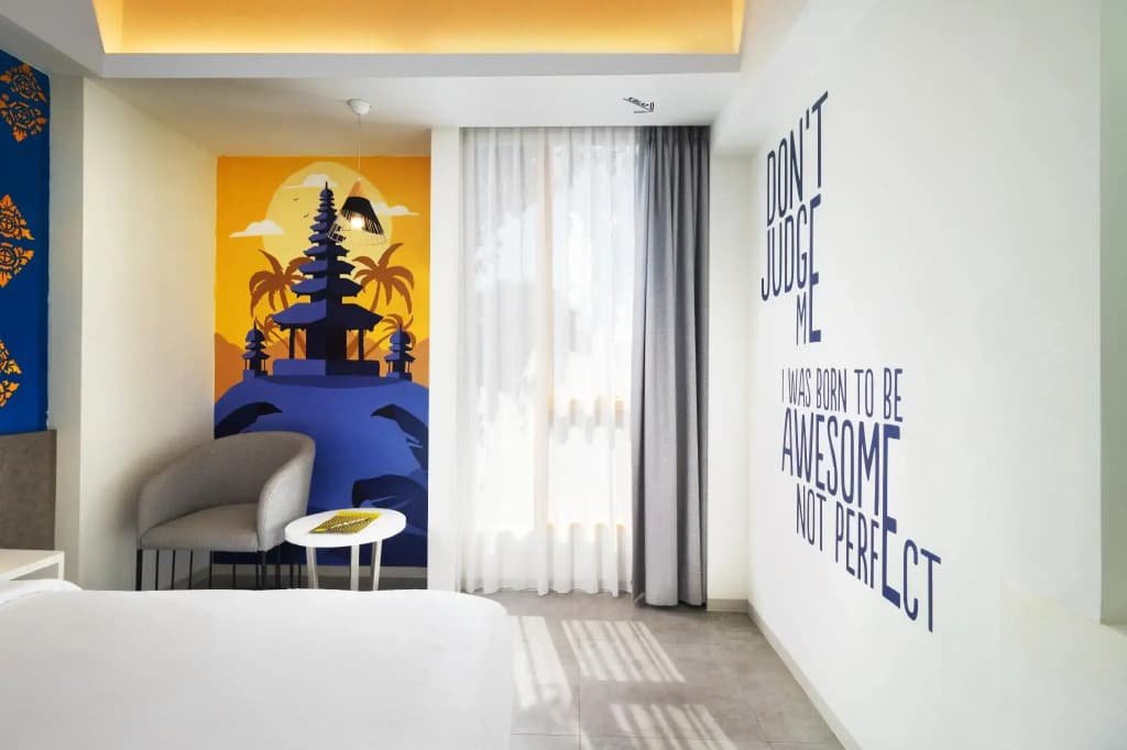 YELLO Hotel Kuta Beachwalk Bali - photo 2
