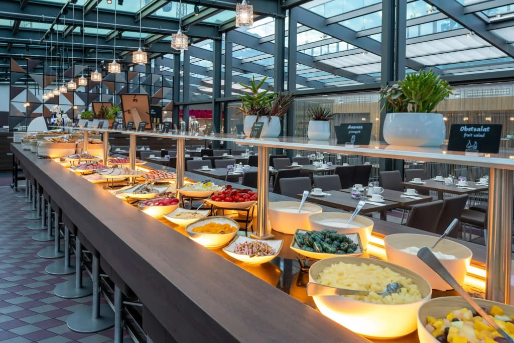 Park Inn by Radisson Berlin Alexanderplatz - photo 10