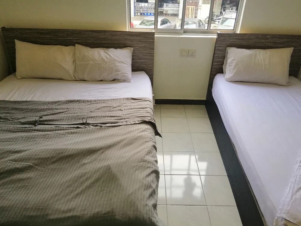 OYO 90028 Ragula Hotel - photo 3