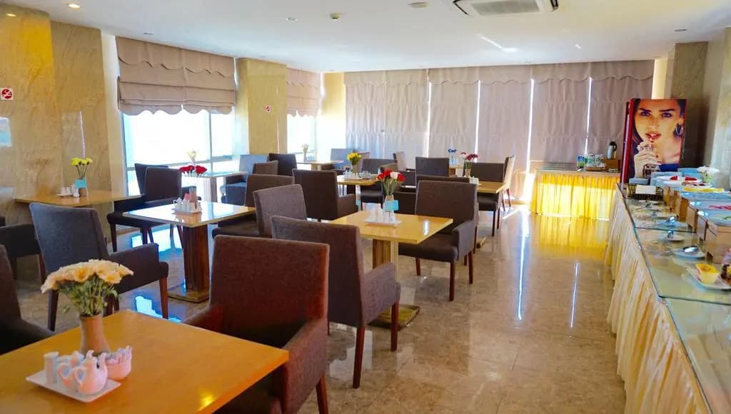 Nhat Linh Hotel Da Nang - photo 25