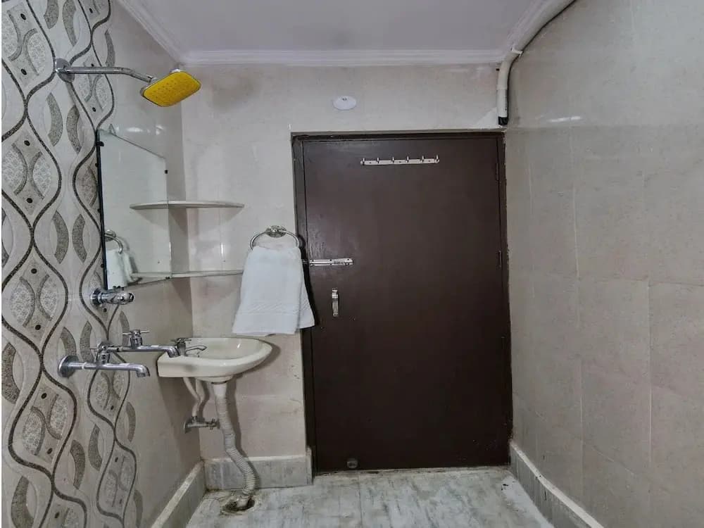 Nirvana Residency by OYO Rooms - photo 7