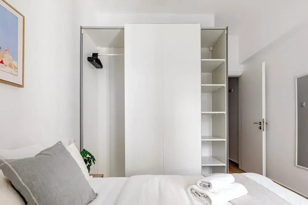 Les Nuances de Blue 1-BR Apt in Athens - photo 3