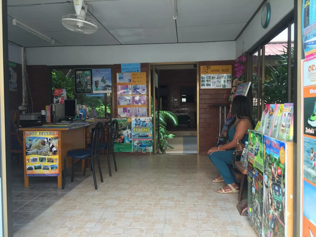 Coconut Grove Hotel Samui - Hostel - photo 20