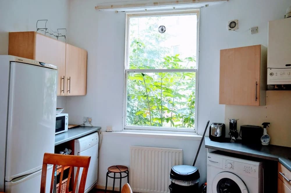 1 Bedroom Open Plan Apartment - photo 6