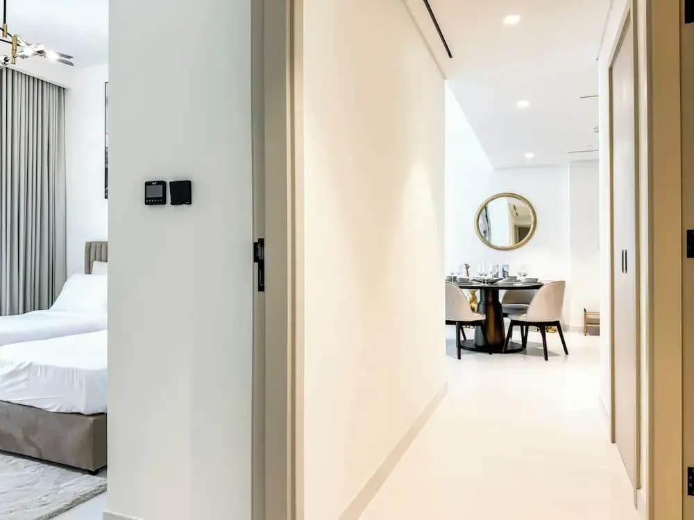 High floor Panoramic 2BR & Private Beach - photo 4