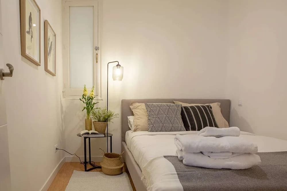 Exquisite & Cozy 4bed/2bath in Madrid Center - photo 6