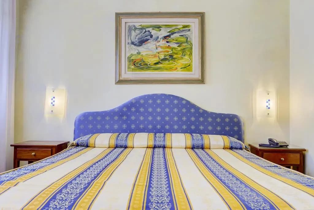 Hotel Hesperia - photo 4