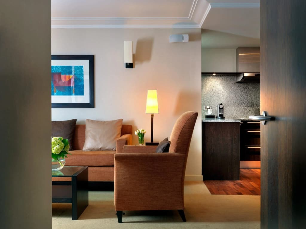 Cheval Phoenix House at Sloane Square - photo 2