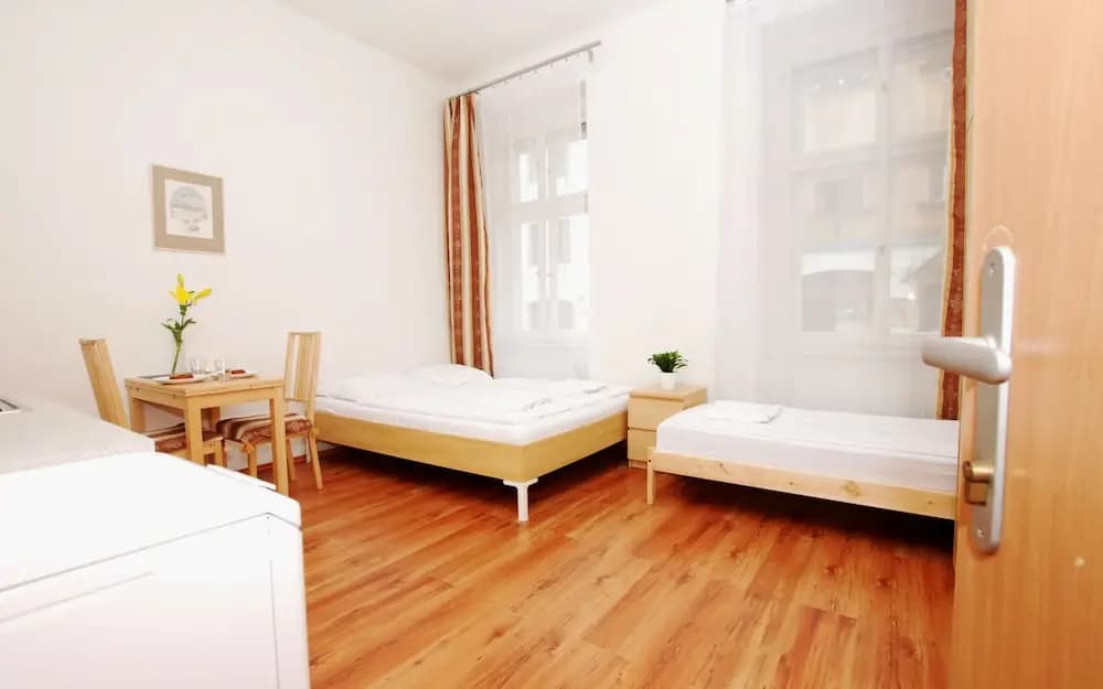 Cimburkova Apartments - photo 2
