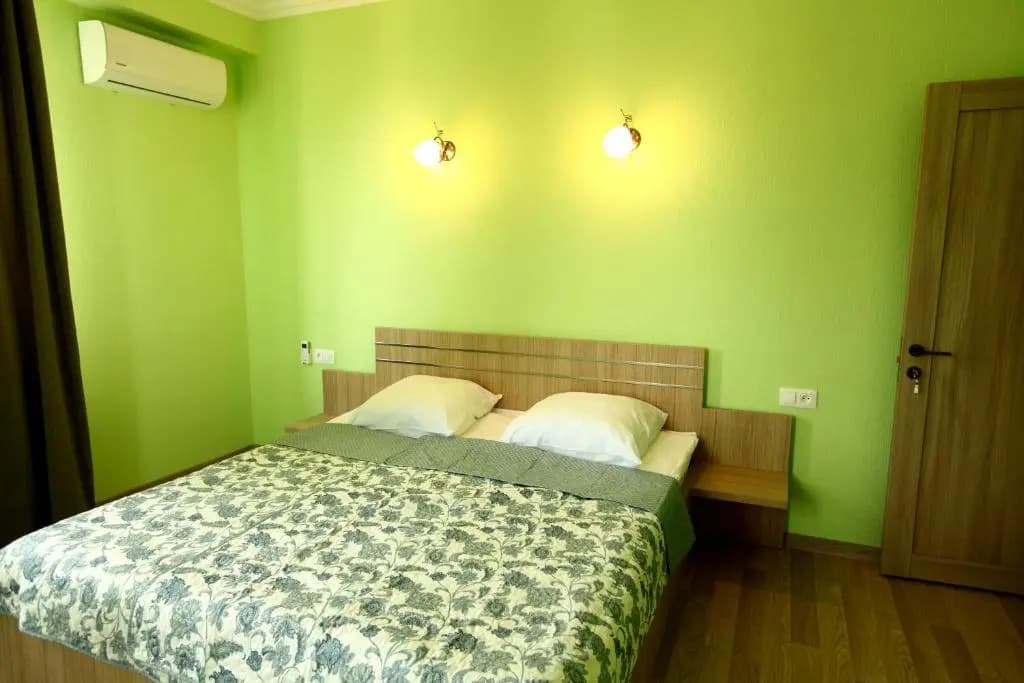 Irakli's rooms - photo 3