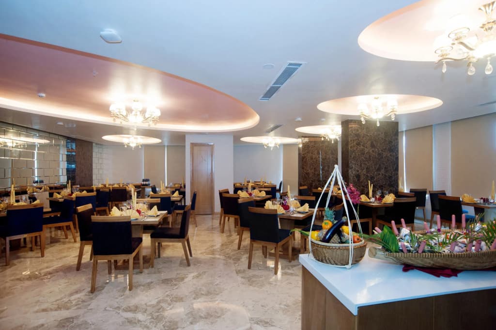 Sea Queen Hotel - photo 30