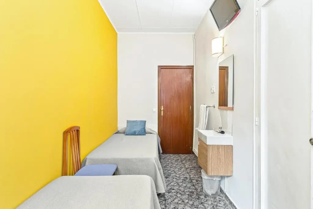 Hostal Santa Anna - photo 19