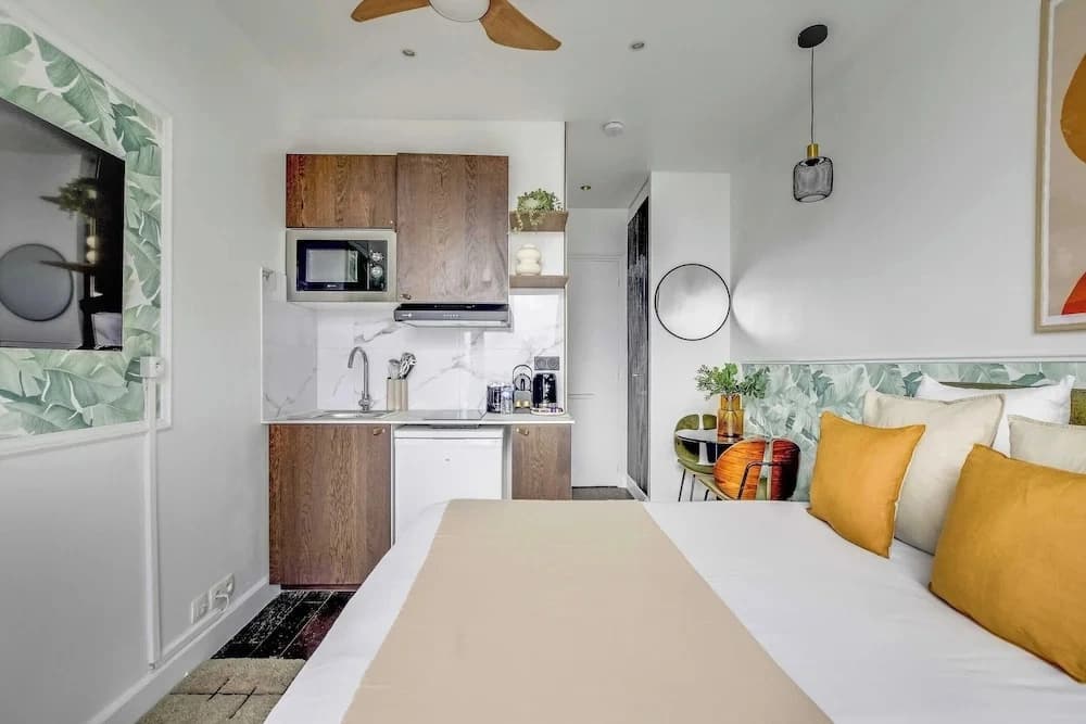 Charming Studio Apartment - AC- 2P - Nation - photo 5