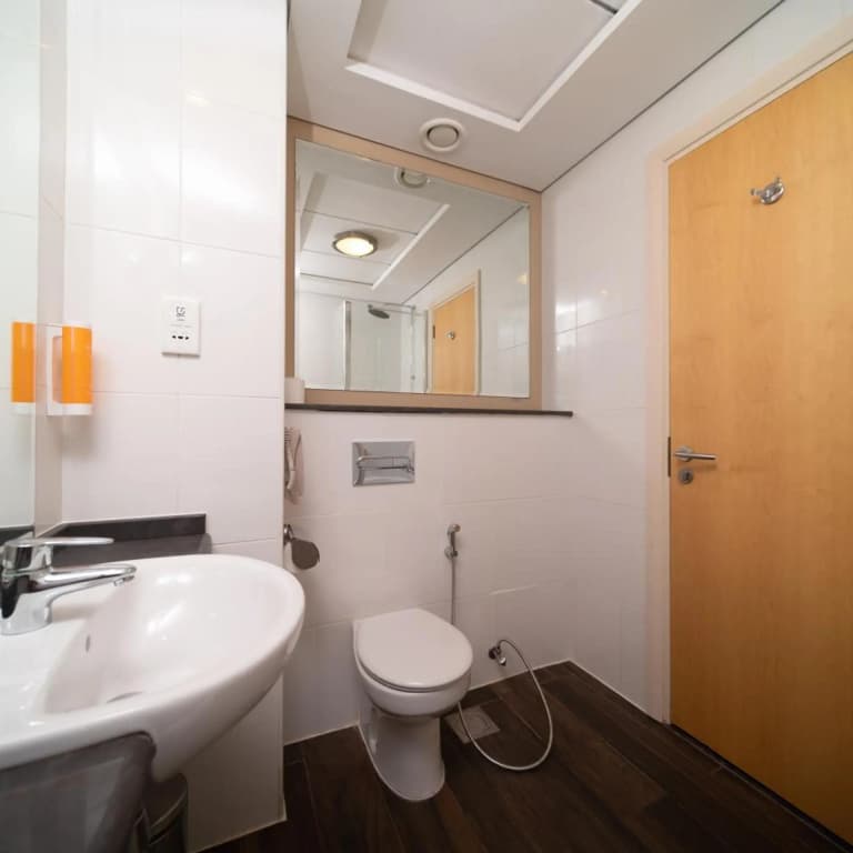 Premier Inn Dubai Silicon Oasis Hotel - photo 8