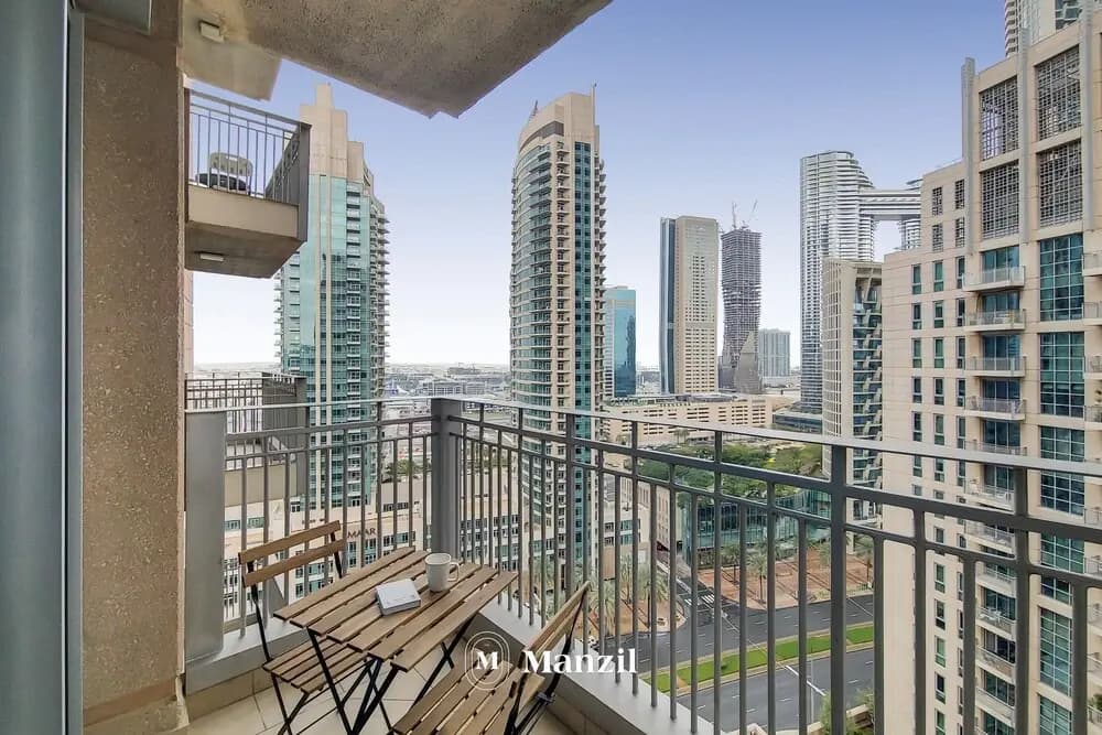 Manzil -Cozy 1BR Apt w/ Downtown Skyline Burj View - photo 11