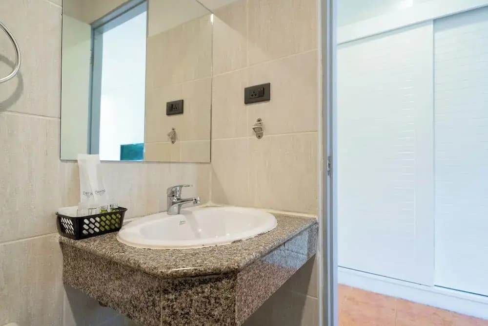 Patong Central Residence & Apartment - photo 8
