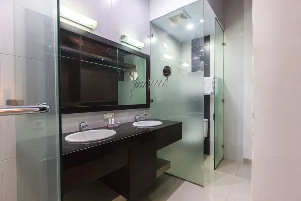 Puri Maju by OYO Rooms - photo 4