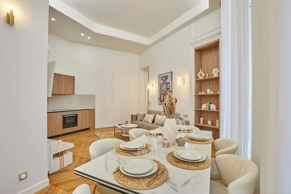 Saint Honore Luxury Apartment With AC - photo 18
