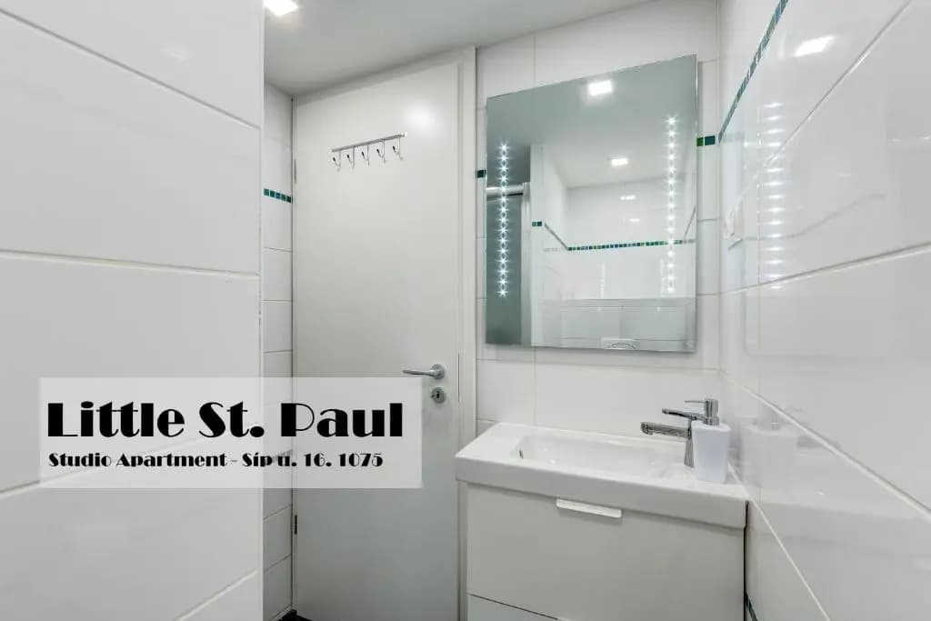 Little Americas SoHo Apartments - photo 3