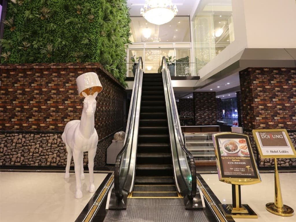 The Bazaar Hotel - photo 15