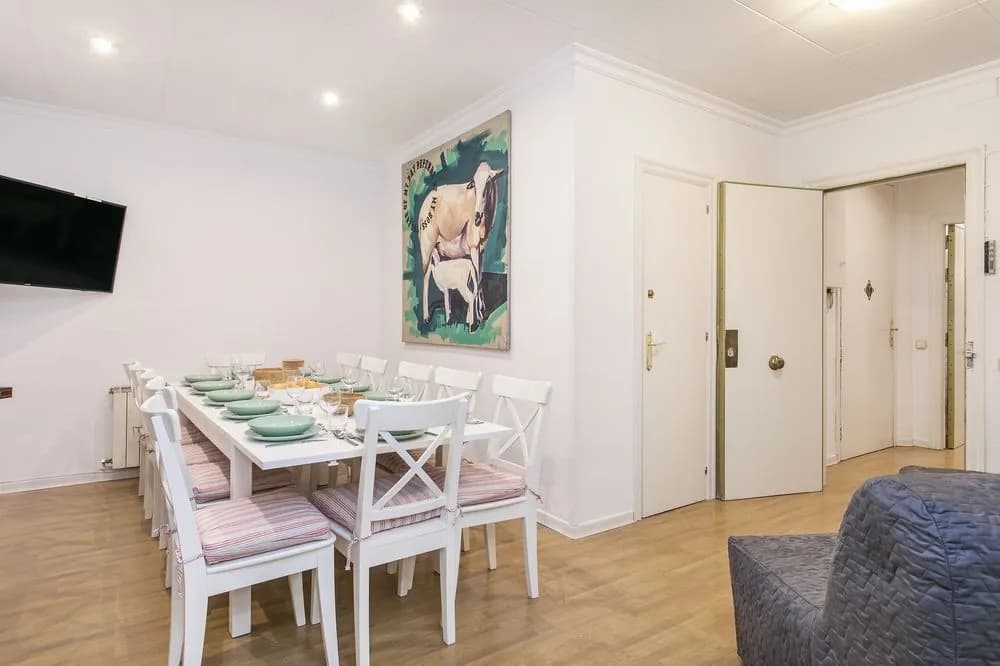 Stunning Apartment Bruc - photo 10