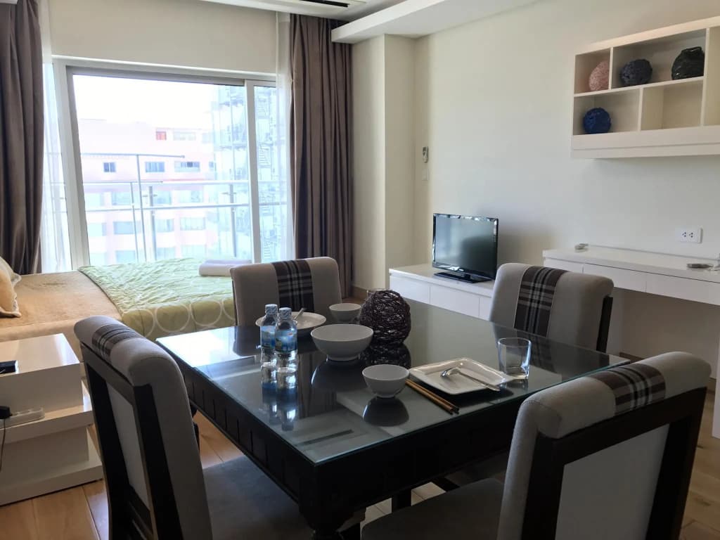 Handy Beach Apartment - photo 3