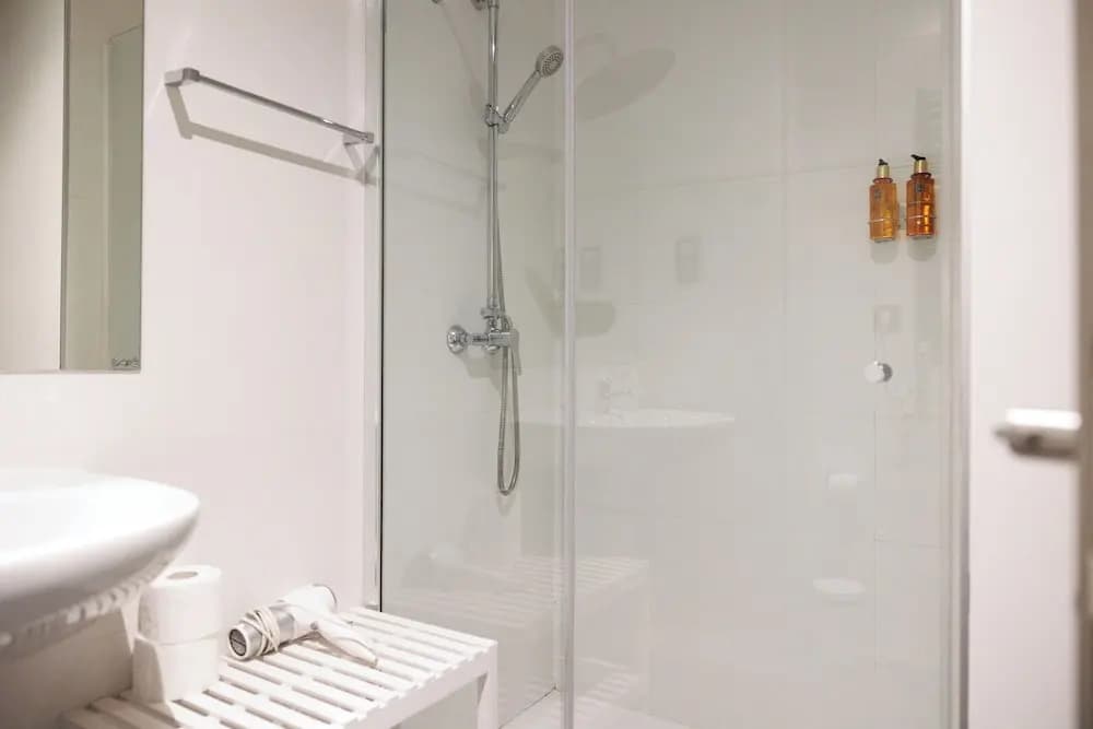 Slow Suites Gran Via - photo 8