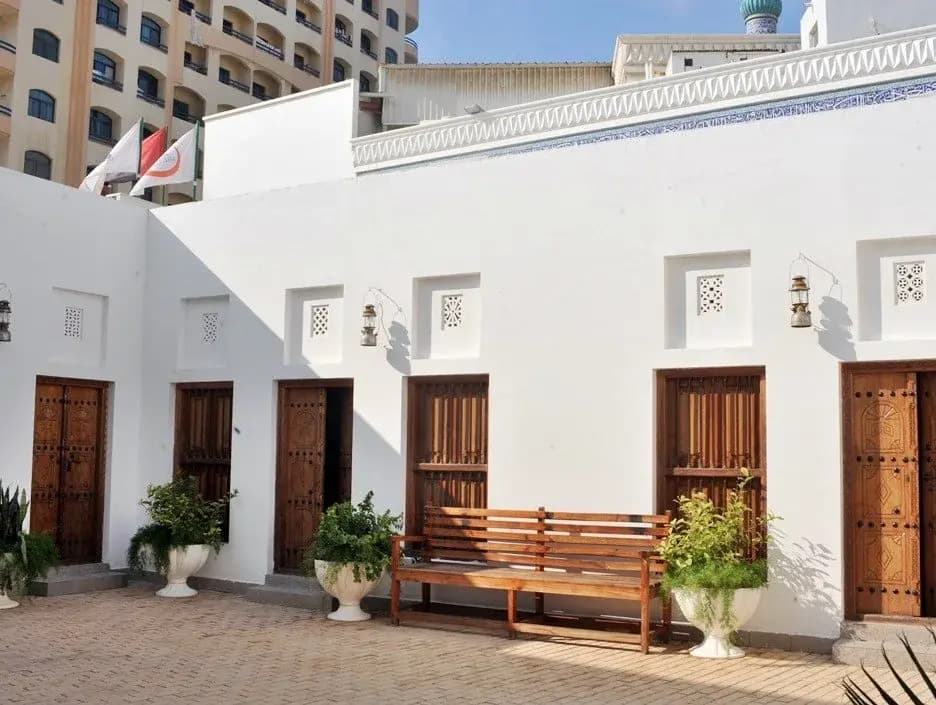 Sharjah Youth Hostel - photo 3