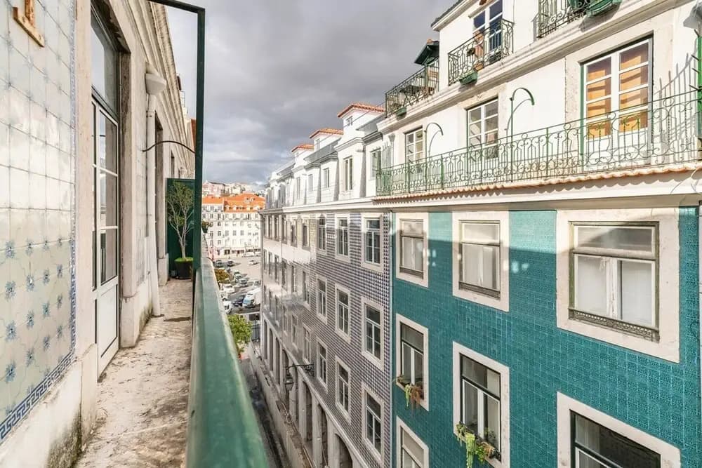 Charming 2 Bedroom Apartment Next to Praça da Figueira - photo 1