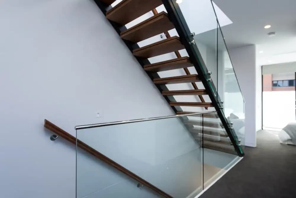 LOLA Sophisticated 3 Level Stunner with Private Rooftop - photo 10