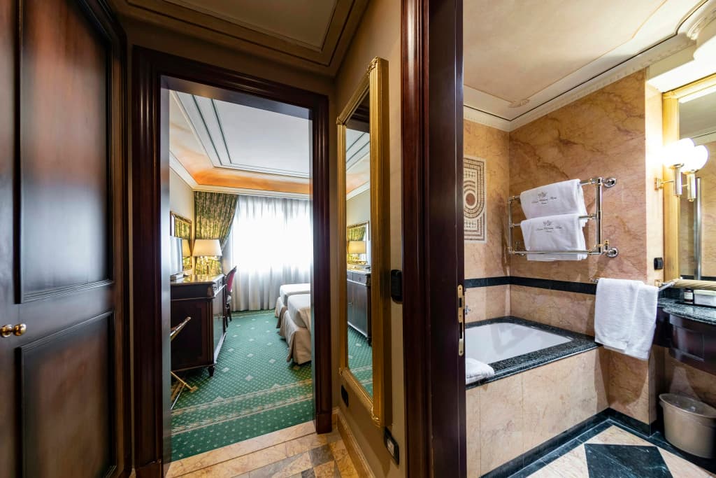 River Château Hotel - photo 45