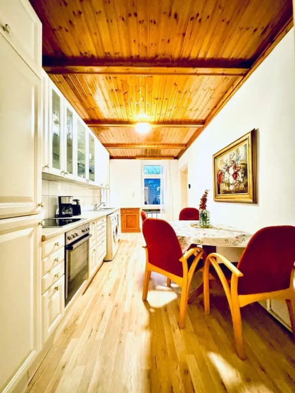 Spacious Private Room Near FAC Platz - photo 14