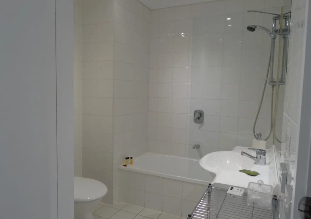 Alpha Apartments Melbourne - photo 8